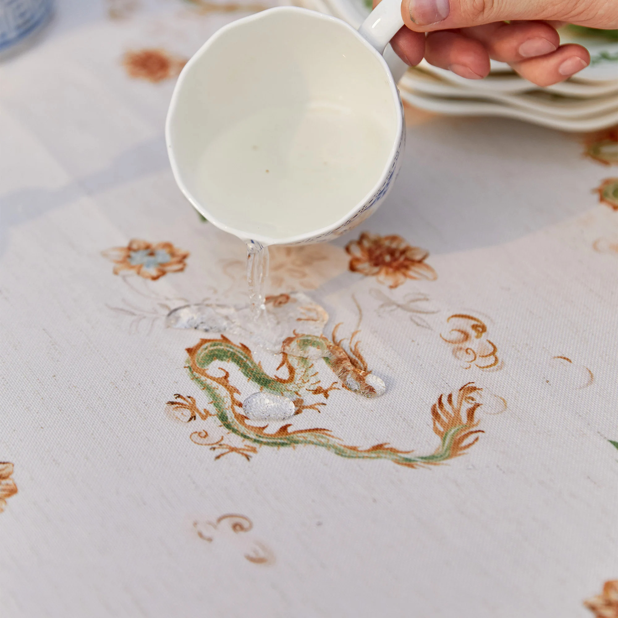 Dragon Chrysanthemum Scattered Tablecloth - Image 5