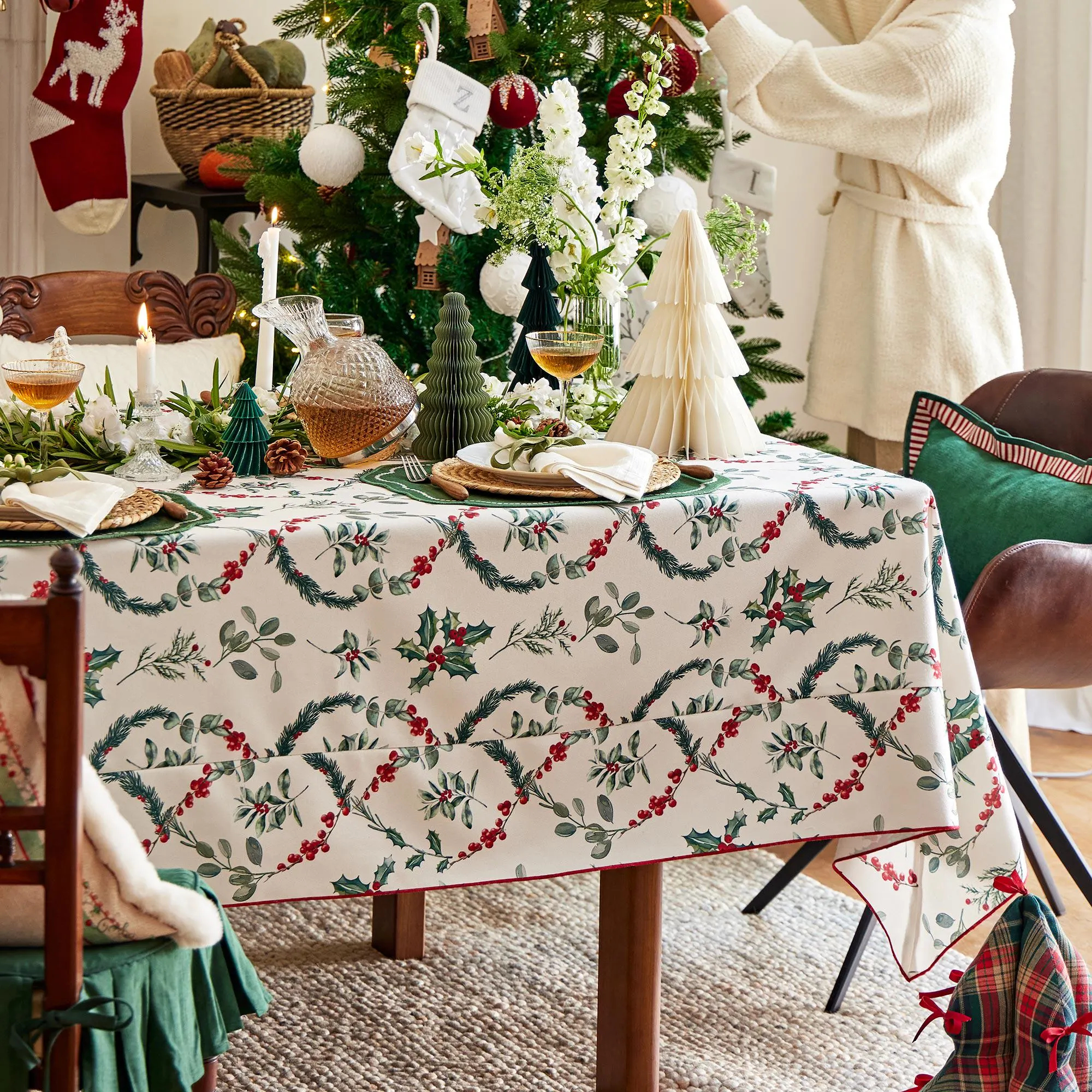 Holly Wreath Tablecloth