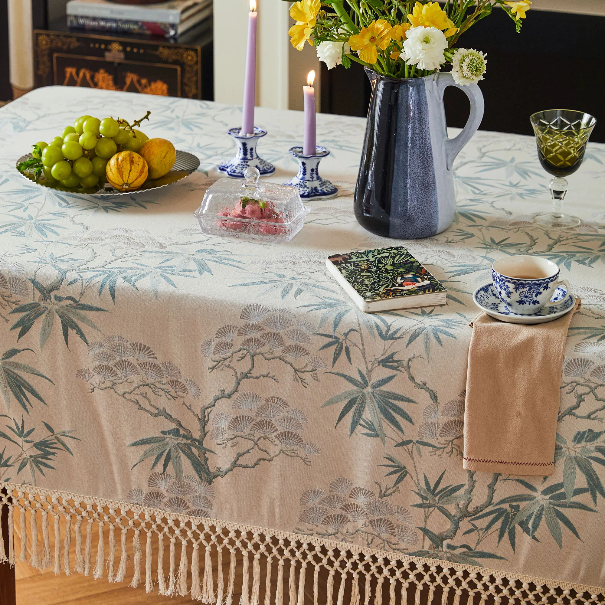Ink and wash pine and bamboo tassel tablecloth - Image 10