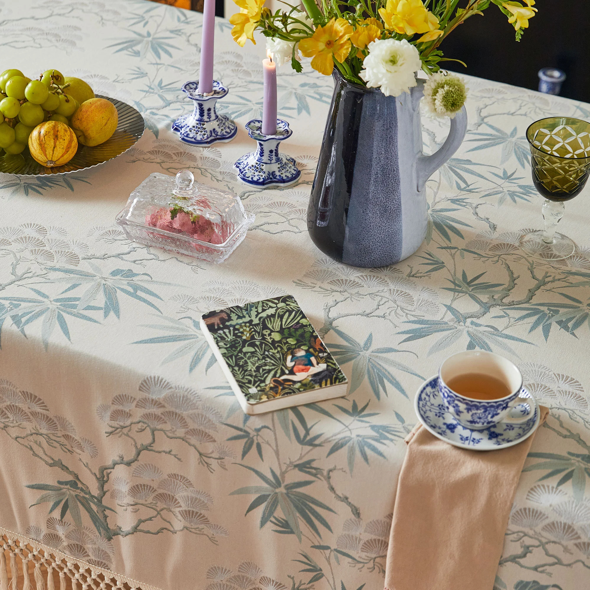 Ink and wash pine and bamboo tassel tablecloth - Image 2